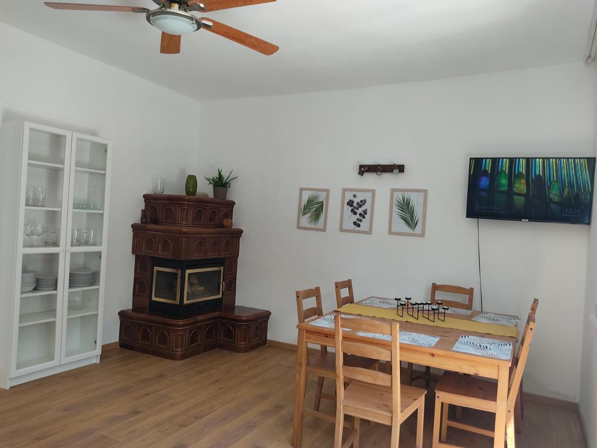 Flora House 3 Minutes From Lake Balaton Keszthely Esterno foto