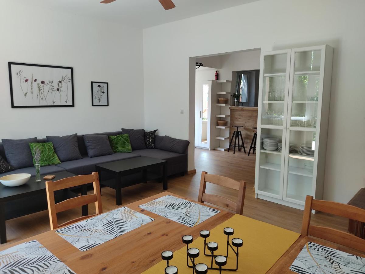 Flora House 3 Minutes From Lake Balaton Keszthely Esterno foto