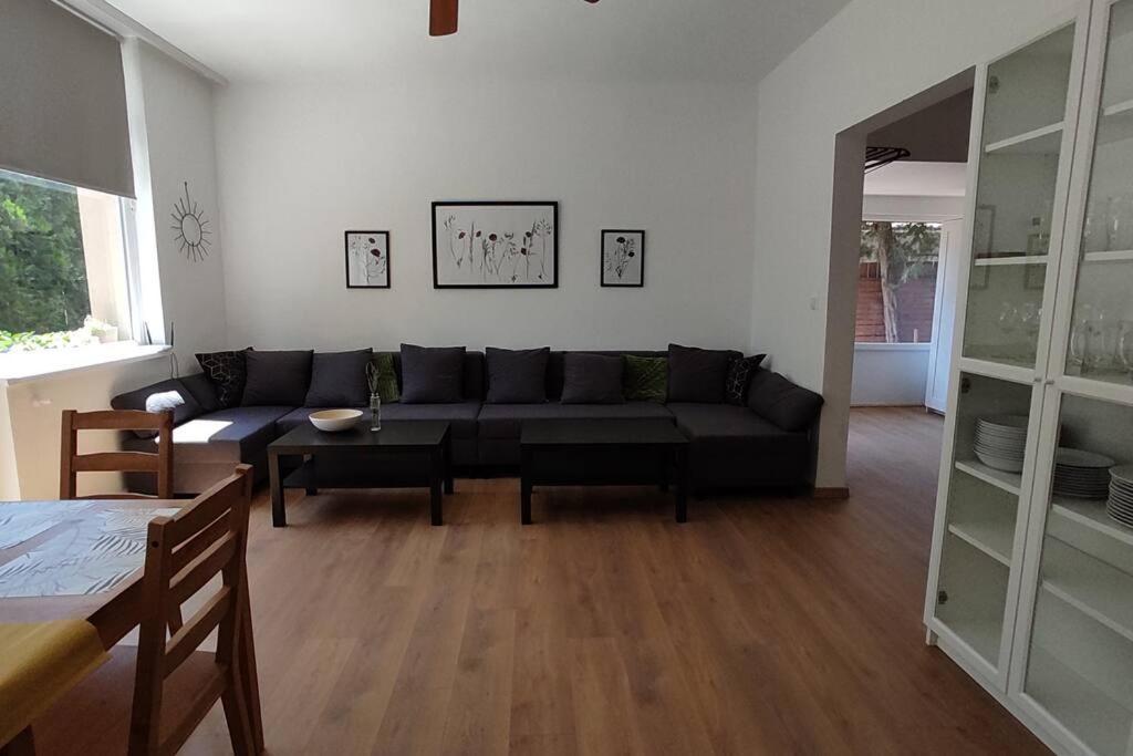 Flora House 3 Minutes From Lake Balaton Keszthely Esterno foto