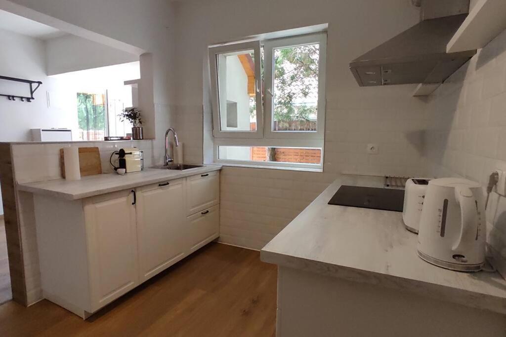 Flora House 3 Minutes From Lake Balaton Keszthely Esterno foto