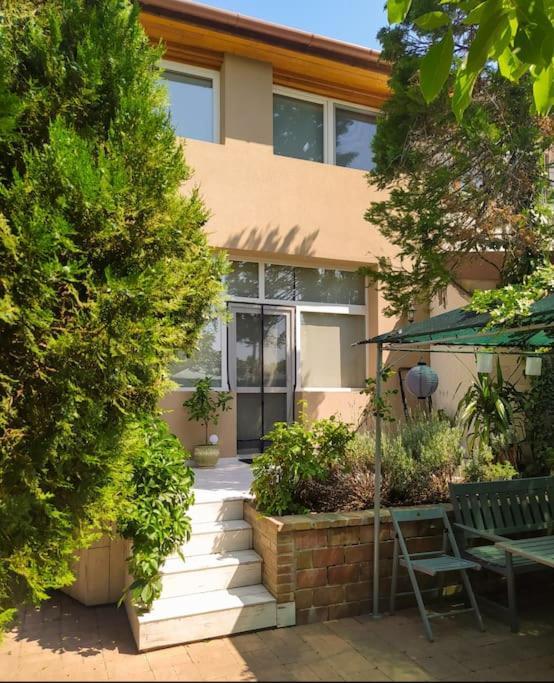 Flora House 3 Minutes From Lake Balaton Keszthely Esterno foto