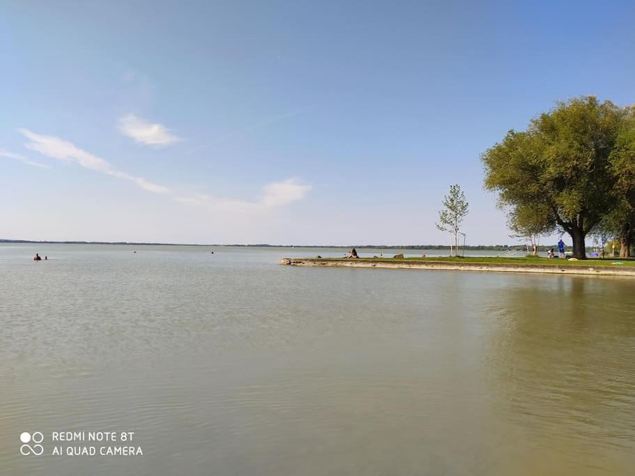 Flora House 3 Minutes From Lake Balaton Keszthely Esterno foto
